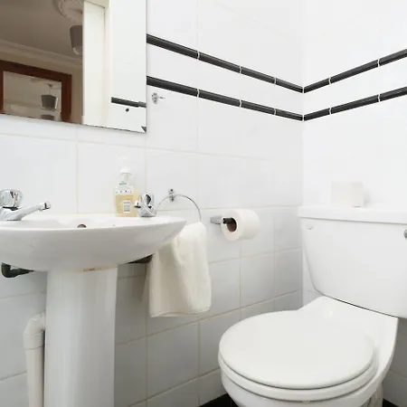 Oda ve Kahvaltı Four Seasons