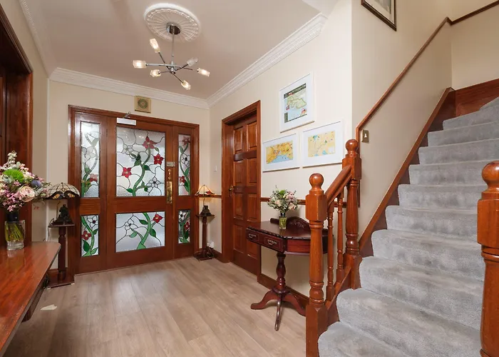 Four Seasons Bed & Breakfast